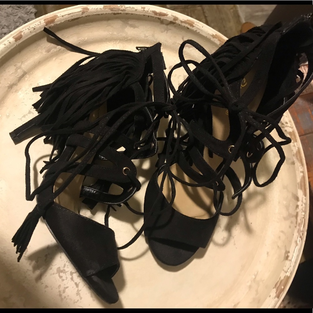 Like NEW Sexy Fringe Heels - Picture 6 of 8